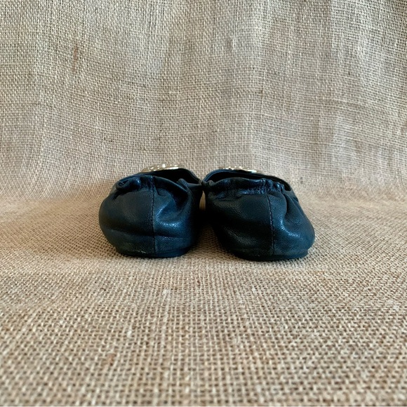 TORY BURCH Minnie Black Leather Ballet Flats Gold Metal Double “T” Size 7 (38) - Picture 3 of 13